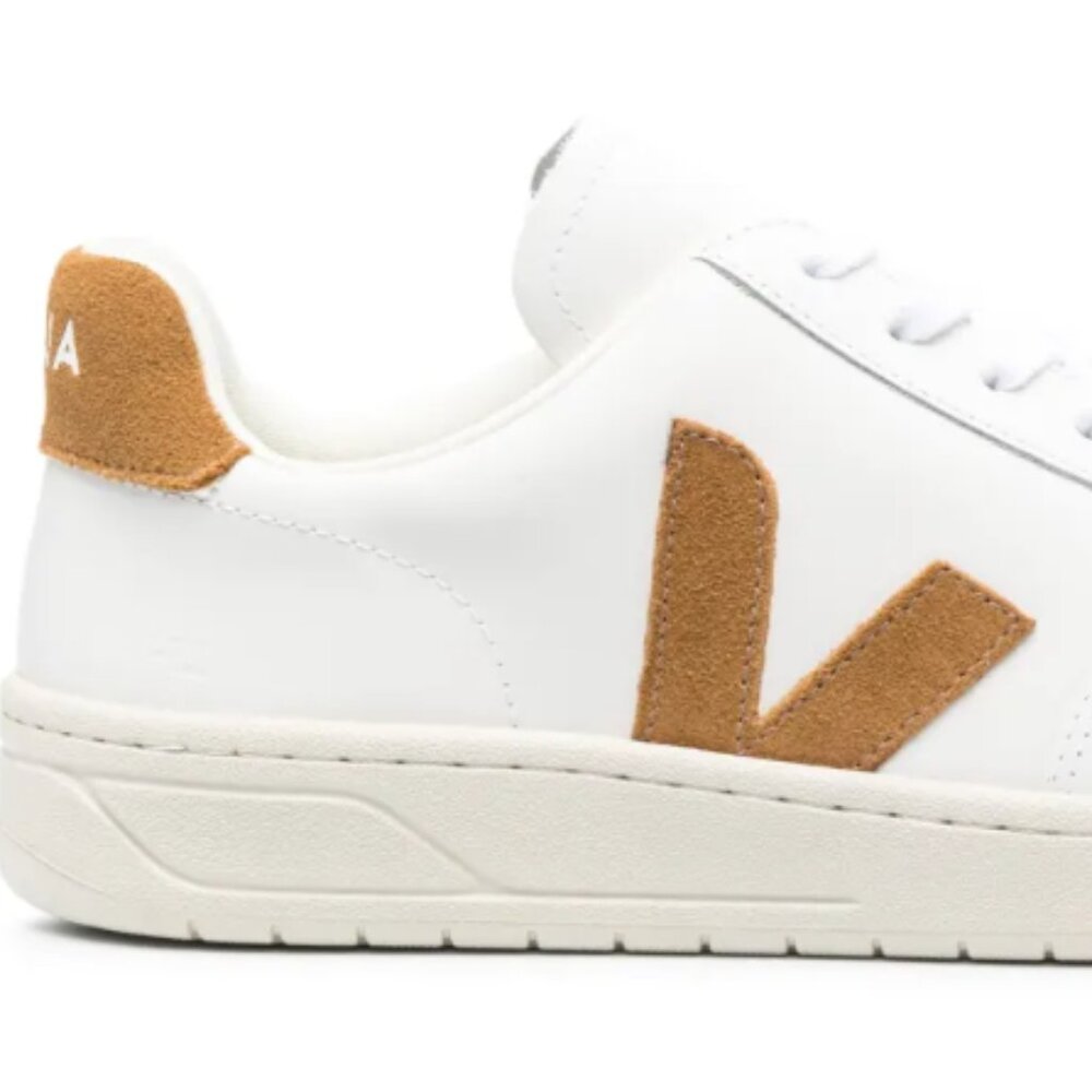 VEJA V-12 low-top sneakers in Camel Brown / White